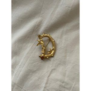 Sarah Coventry Vintage "D" Branches with leaves Design Brushed Gold Tone Brooch